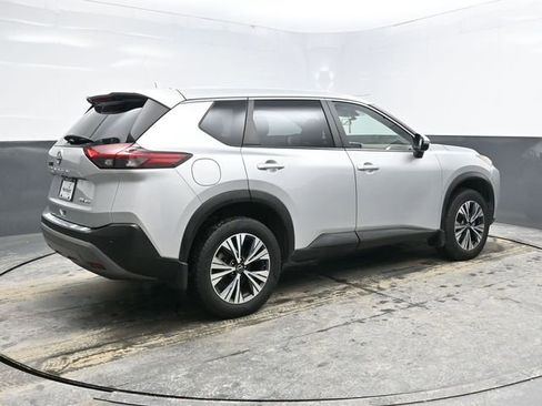 Used 2023 Nissan Rogue SV image 7