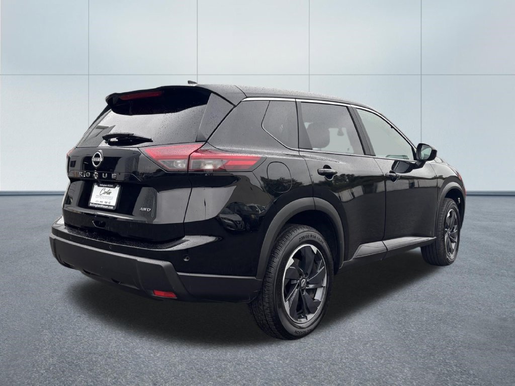 Used 2025 Nissan Rogue SV AWD/4WD image 7