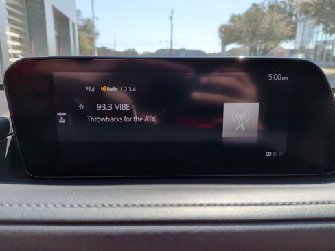 Used 2021 MAZDA CX-30 FWD 2.5 S w/ Select Package image 23