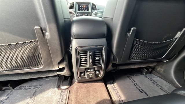Used 2018 Jeep Grand Cherokee Limited AWD/4WD image 22
