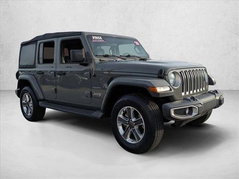 Used 2018 Jeep Wrangler Unlimited Sahara w/ Cold Weather Group image 3