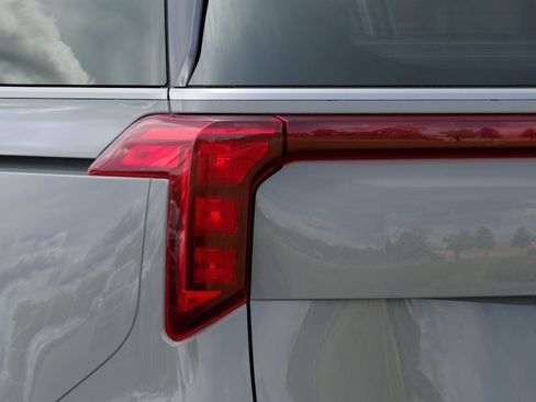 New 2026 Kia Carnival SX FWD image 11