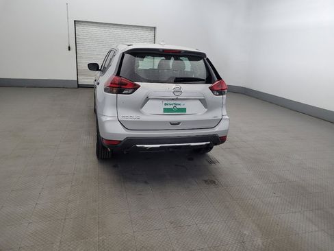 Used 2019 Nissan Rogue S AWD/4WD image 6