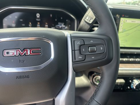 New 2026 GMC Sierra 2500 SLT AWD/4WD image 19