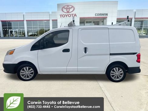 Used 2015 Chevrolet City Express LT w/ Technology Package FWD image 2