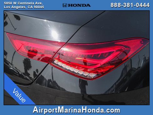 Used 2023 Mercedes-Benz CLA 250 w/ Premium Package image 9