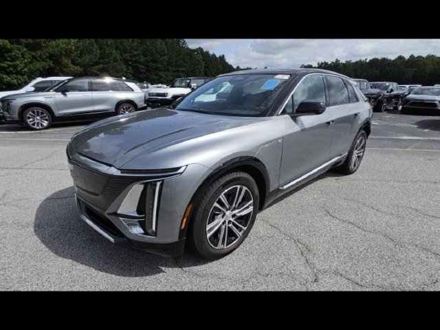 Used 2025 Cadillac Lyriq Luxury RWD image 1