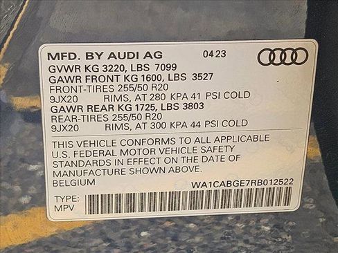 Used 2024 Audi Q8 e-tron Premium Plus w/ Premium Plus Package AWD/4WD image 28