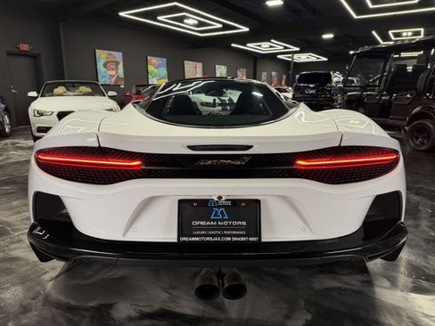 Used 2020 McLaren GT RWD image 6