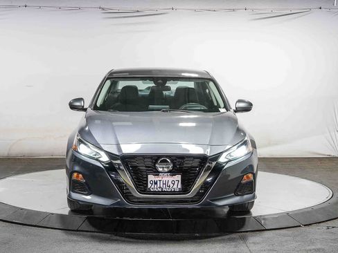Used 2021 Nissan Altima 2.5 SV FWD image 6