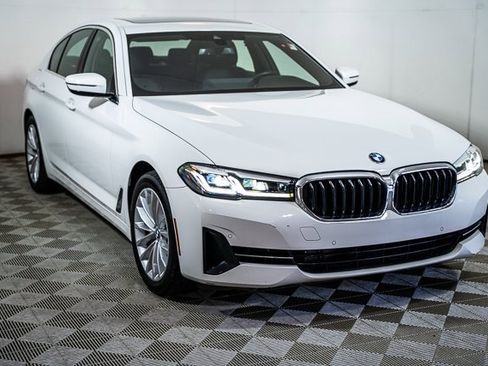 Used 2023 BMW 530i xDrive w/ Convenience Package image 2