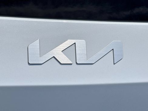 Used 2024 Kia EV9 GT-Line AWD/4WD image 53