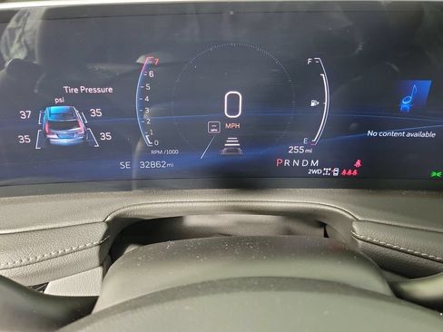 Used 2024 Cadillac XT4 Premium Luxury AWD/4WD image 25