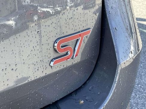 Certified 2023 Ford Explorer ST w/ Equipment Group 401A image 10