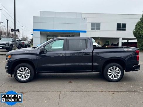 Used 2023 Chevrolet Silverado 1500 Custom image 4