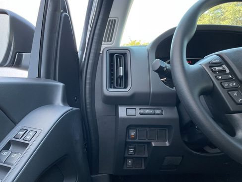 New 2026 Nissan Frontier S image 28