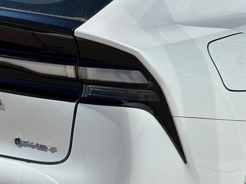 New 2026 Toyota Prius Plug-In Hybrid image 31