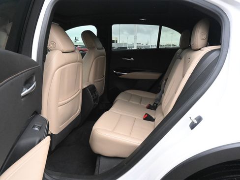 Certified 2024 Cadillac XT4 Luxury w/ Cold Weather Package image 20