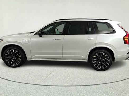 New 2026 Volvo XC90 T8 Ultra w/ Lounge Package AWD/4WD image 4