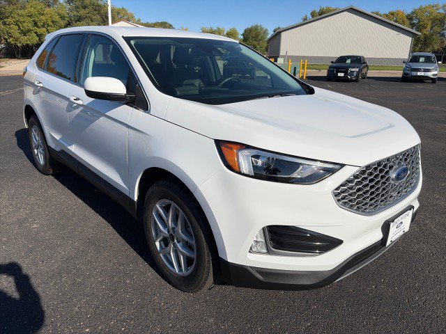 Used 2024 Ford Edge SEL w/ Convenience Package AWD/4WD image 7