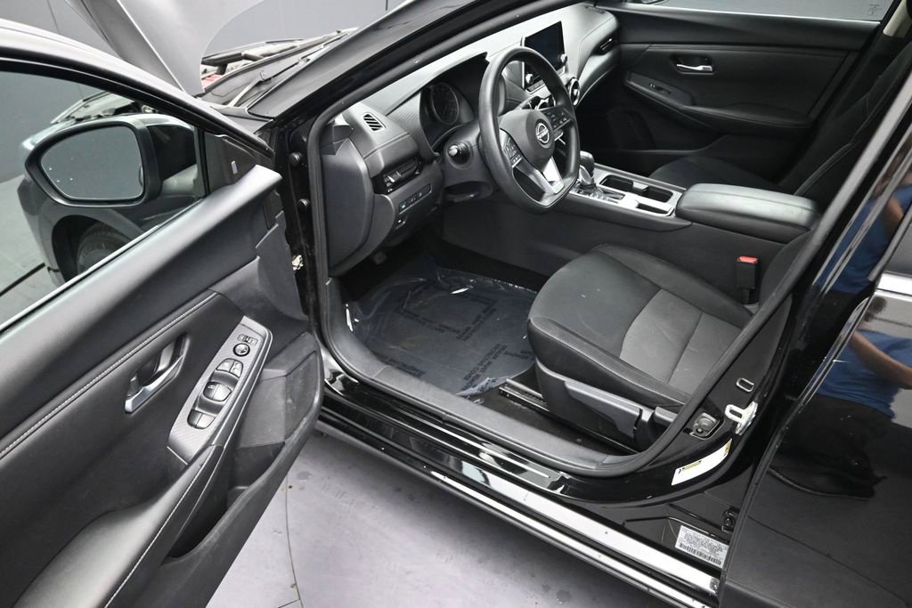 Certified 2024 Nissan Sentra SV FWD image 19