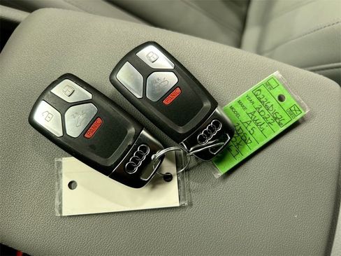 Used 2022 Audi A5 2.0T Premium image 12