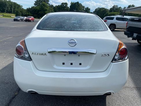 Used 2010 Nissan Altima 2.5 S w/ Convenience Plus Pkg FWD image 9
