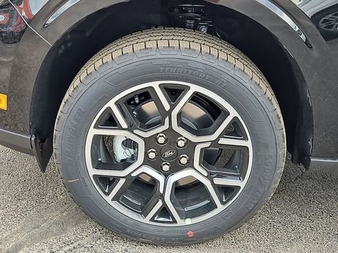 New 2026 Ford Maverick Lariat AWD/4WD image 17