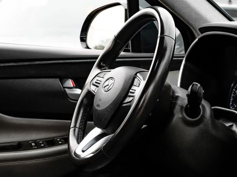 Used 2019 Hyundai Santa Fe Limited w/ Cargo Package image 21