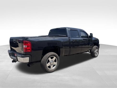 Used 2010 Chevrolet Silverado 2500 LTZ w/ Convenience Package AWD/4WD image 13