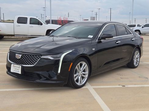Used 2023 Cadillac CT4 Luxury RWD image 7