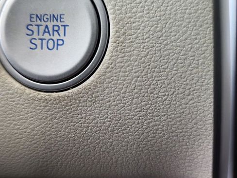 Used 2023 Hyundai Tucson Limited w/ Cargo Package image 16