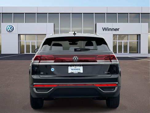 New 2026 Volkswagen Atlas Cross Sport SE image 4
