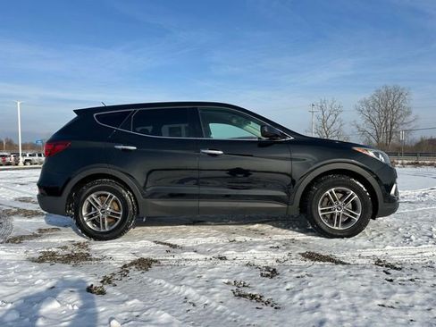 Used 2018 Hyundai Santa Fe Sport image 7