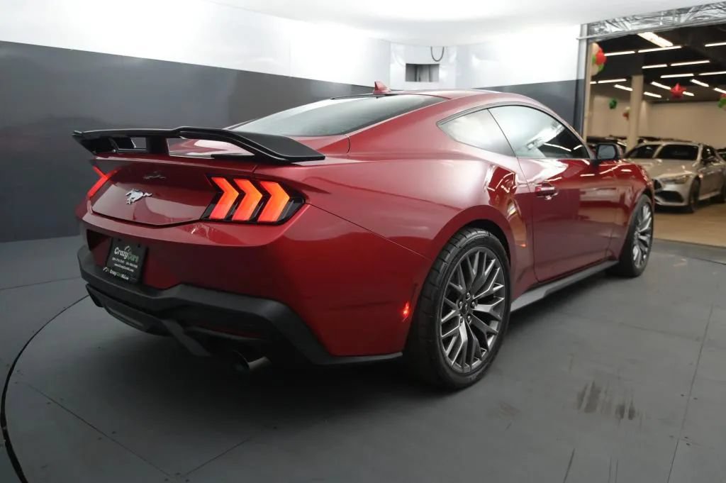 Used 2024 Ford Mustang Premium RWD image 5