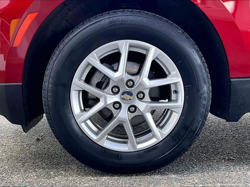 Used 2023 Chevrolet Equinox LT image 7