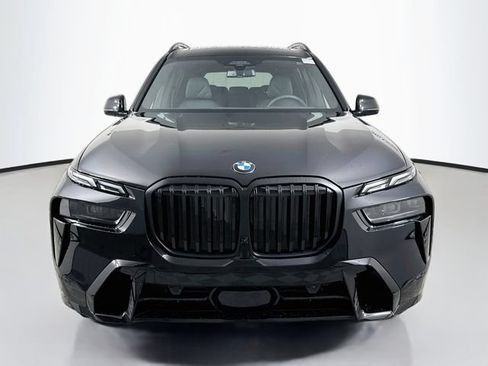 New 2027 BMW X7 xDrive40i w/ M Sport Package AWD/4WD image 2