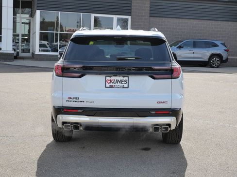 New 2026 GMC Acadia Denali w/ Super Cruise Package AWD/4WD image 10