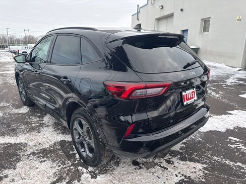 Used 2023 Ford Escape ST-Line w/ Tech Pack #1 image 12