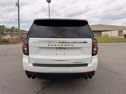 Used 2023 Chevrolet Suburban Premier RWD image 6
