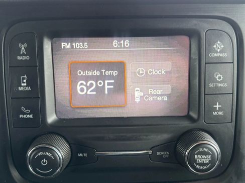 Used 2022 RAM 2500 Tradesman w/ Chrome Appearance Group image 24