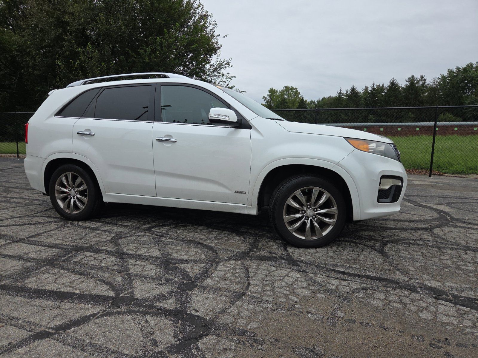 Used 2012 Kia Sorento SX w/ SX Premium Pkg AWD/4WD image 3