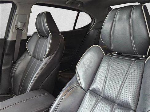 Used 2020 Acura TLX V6 w/ Technology Package image 21