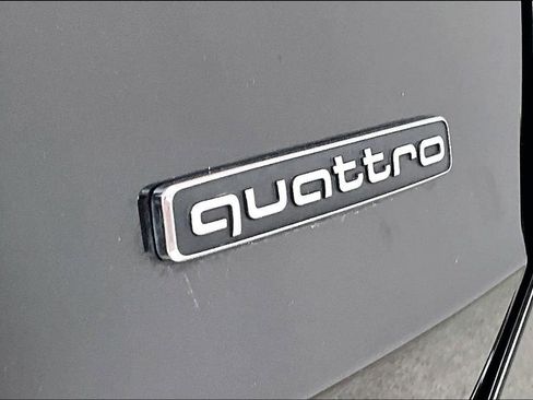 Used 2021 Audi Q3 2.0T Premium Plus w/ Premium Plus Package image 39