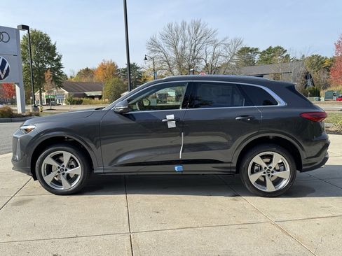 New 2025 Audi Q5 2.0T Premium Plus image 14