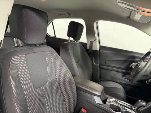 Used 2017 Chevrolet Equinox LS AWD/4WD image 20