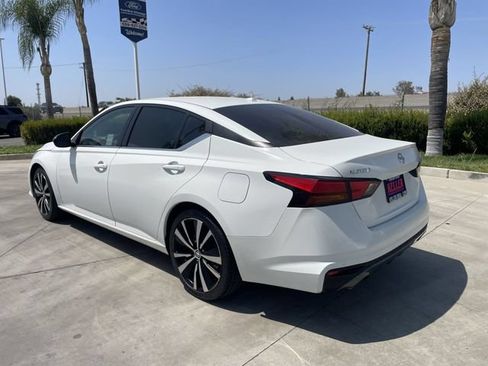 Used 2021 Nissan Altima 2.5 SR FWD image 6