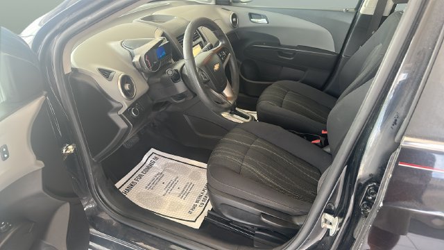 Used 2016 Chevrolet Sonic LT FWD image 7