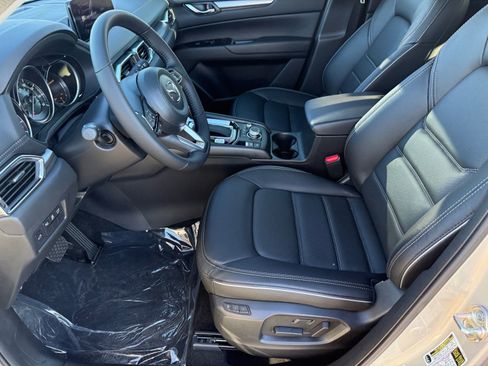 New 2025 MAZDA CX-5 AWD 2.5 S w/ Preferred Package image 16