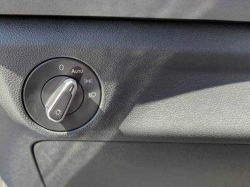 New 2026 Volkswagen Jetta SE image 35